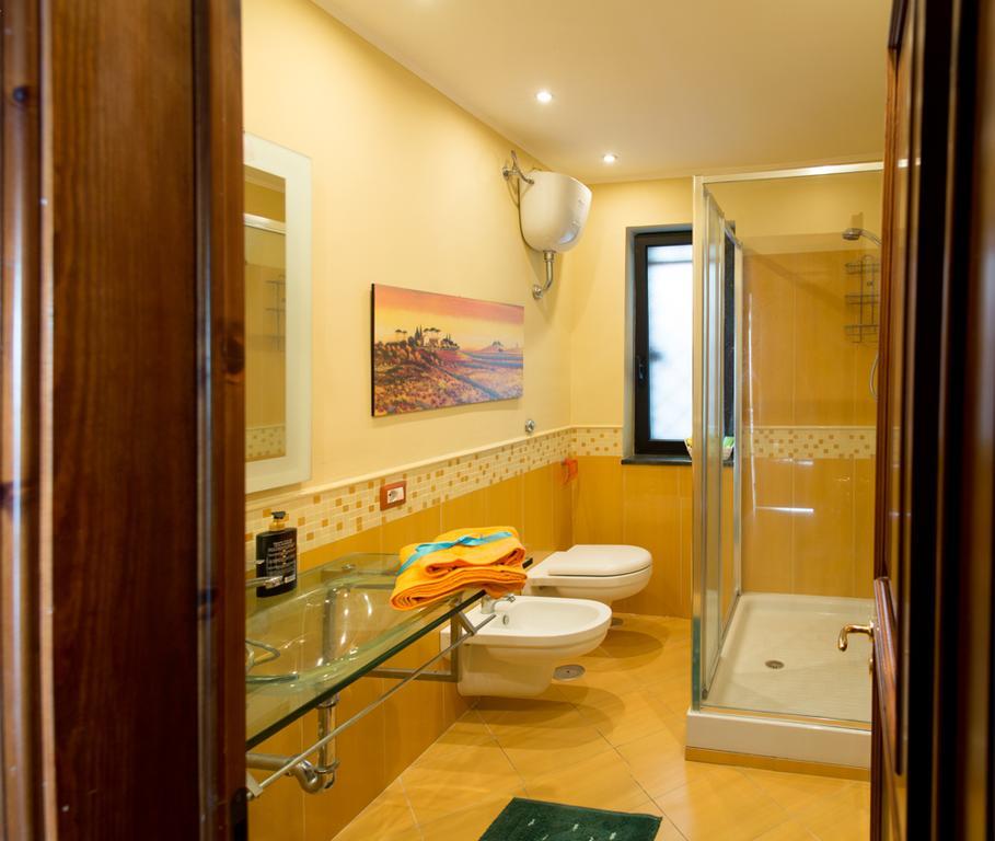 مبيت وإفطار فيكو إيكوينس Garden On The Sea الغرفة الصورة